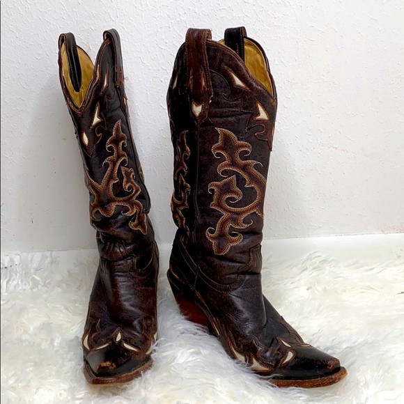 Corral Shoes - Corral Brown Boots Stitching Cutouts Snip Toe sz 7